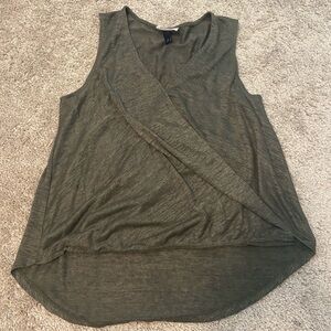 🌸 5 for $20 🌸 Dark Green Sleeveless Wrap Tank